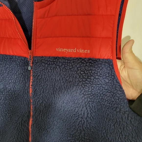 Vineyard Vines Performance Men's Puffer Polyester Vest Size XL Red Blue - Picture 5 of 13